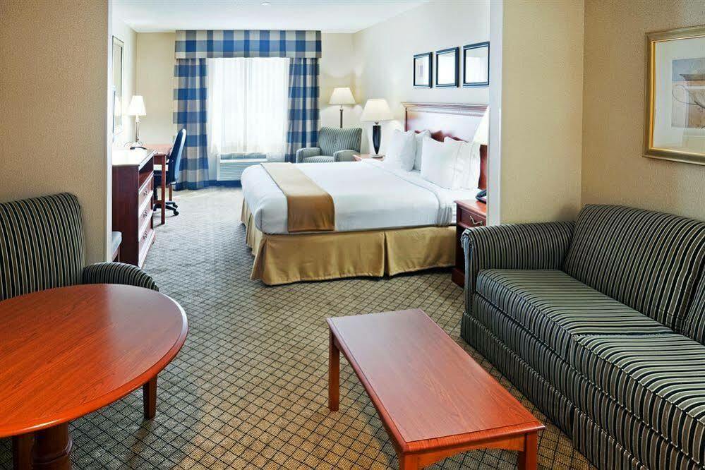 Holiday Inn Express Hotel & Suites Hampton South-Seabrook, An Ihg Hotel מראה חיצוני תמונה